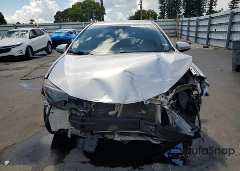 2018 Toyota Corolla L из США, поврежденный, VIN 5YFBURHE4JP780271